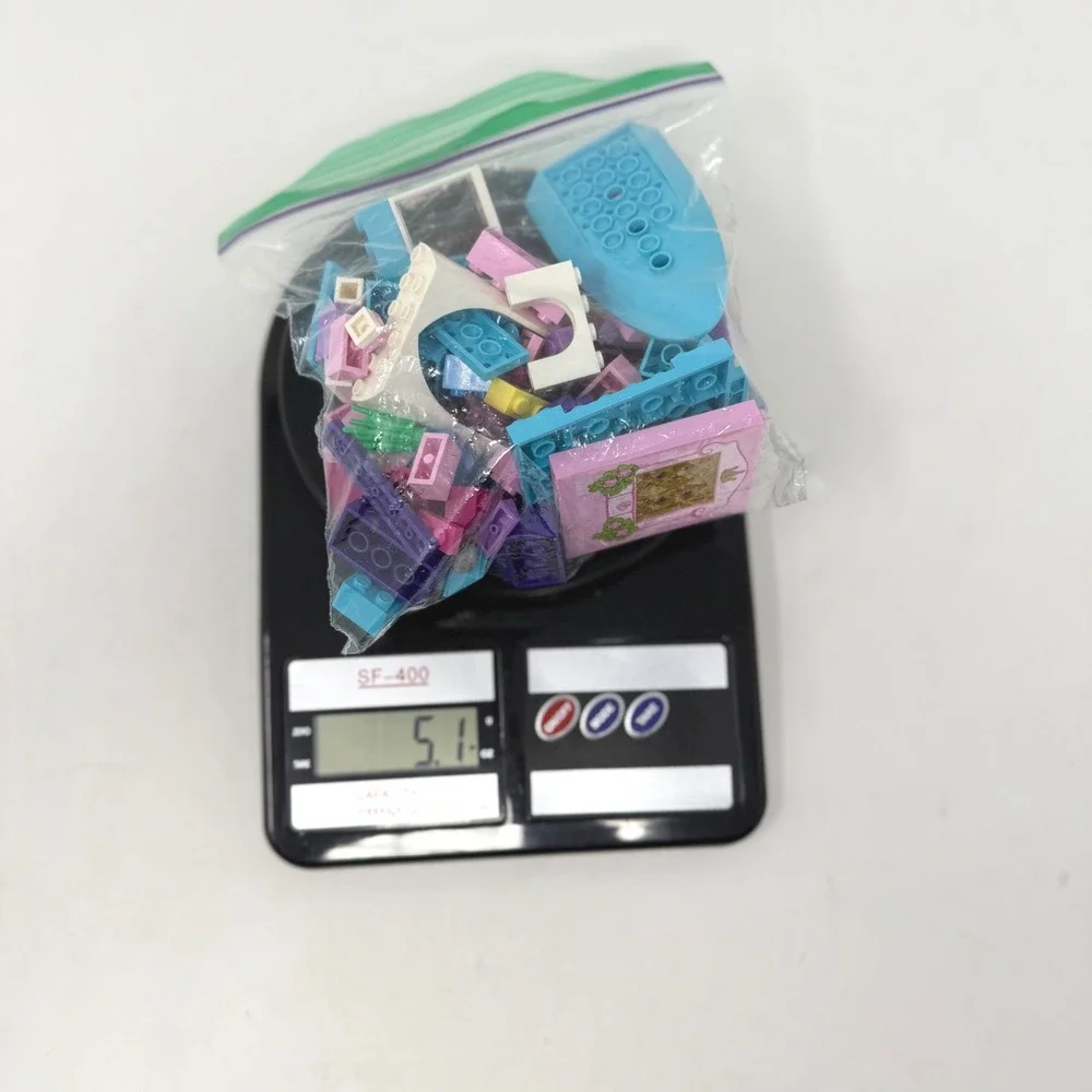 LEGO Friends Mixed Bulk Lot 5.1oz Pink Purple Blue Bricks Specialty Pieces